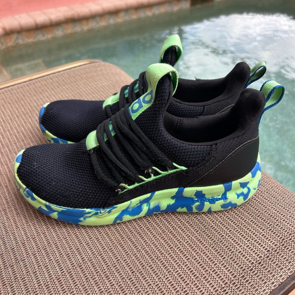ADIDAS LITE RACER ADAPT 7.0 SHOES KIDS Cloudfoam - size 6 men’s/boys Black green